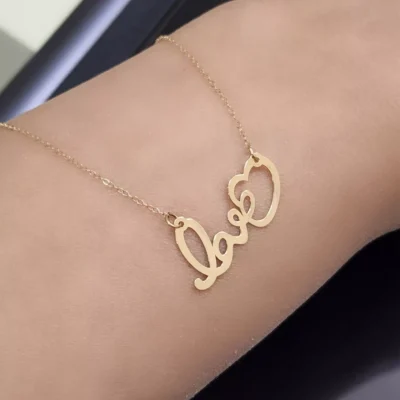 گردنبند لاو